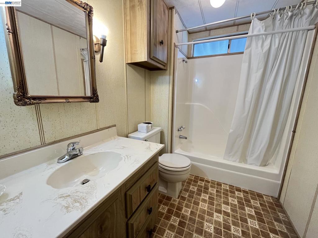 29000 Guildhall Rd Property Photo 16