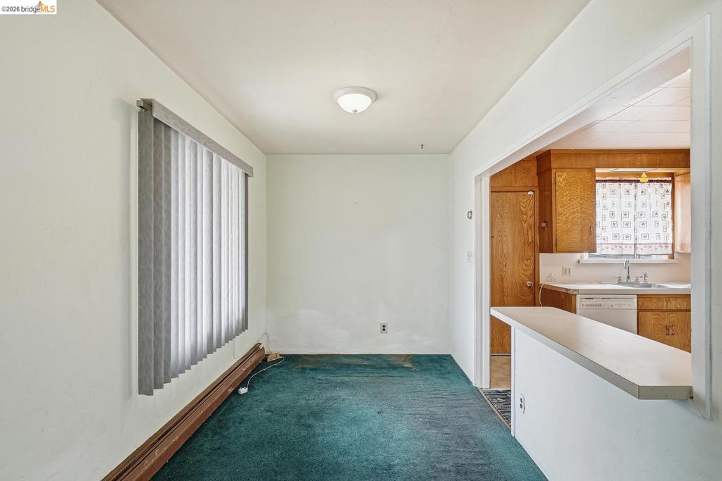 2364 Grant Ave Property Photo 6
