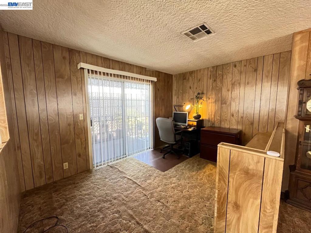 1285 Sussex Way Property Photo 20