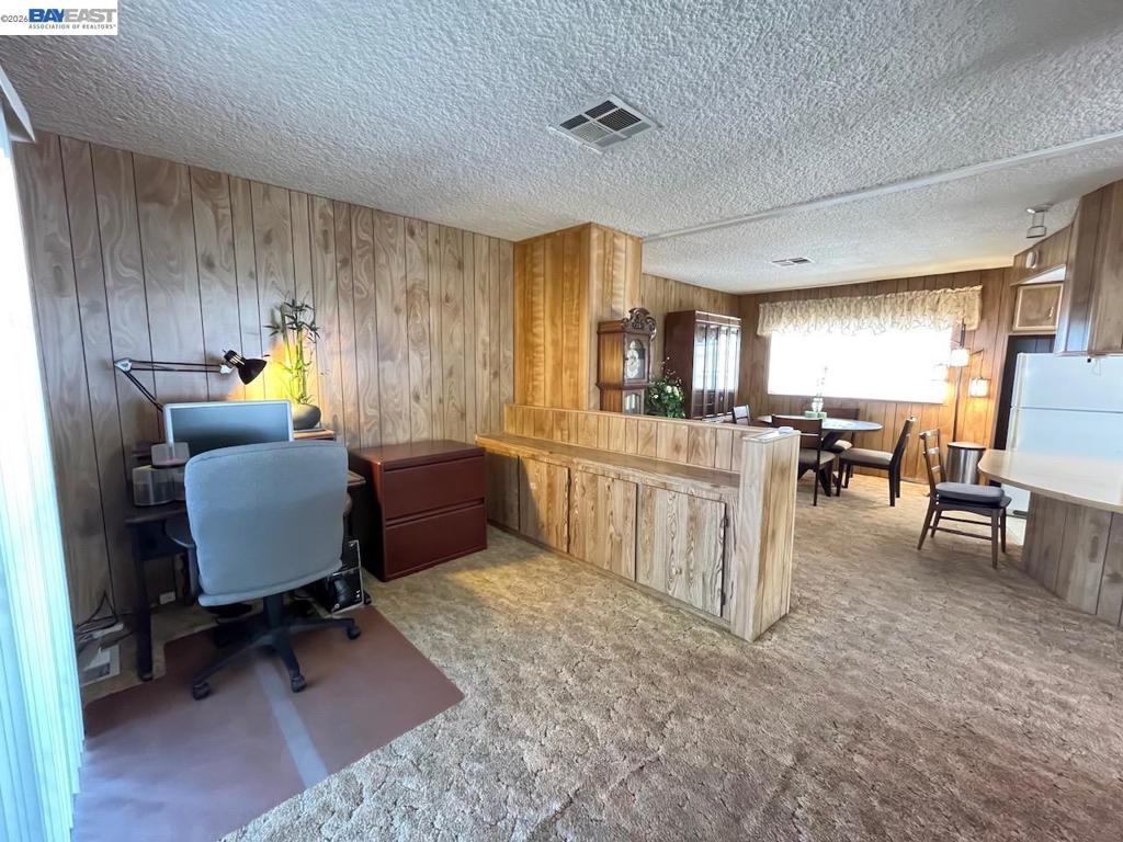 1285 Sussex Way Property Photo 21