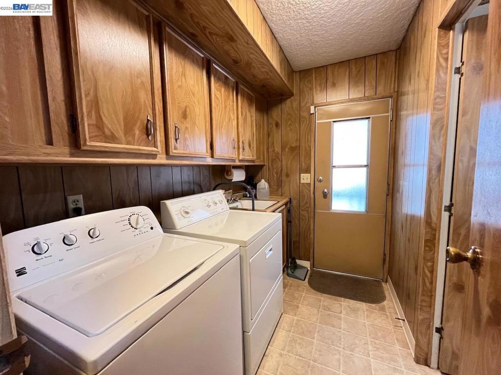 1285 Sussex Way Property Photo 24