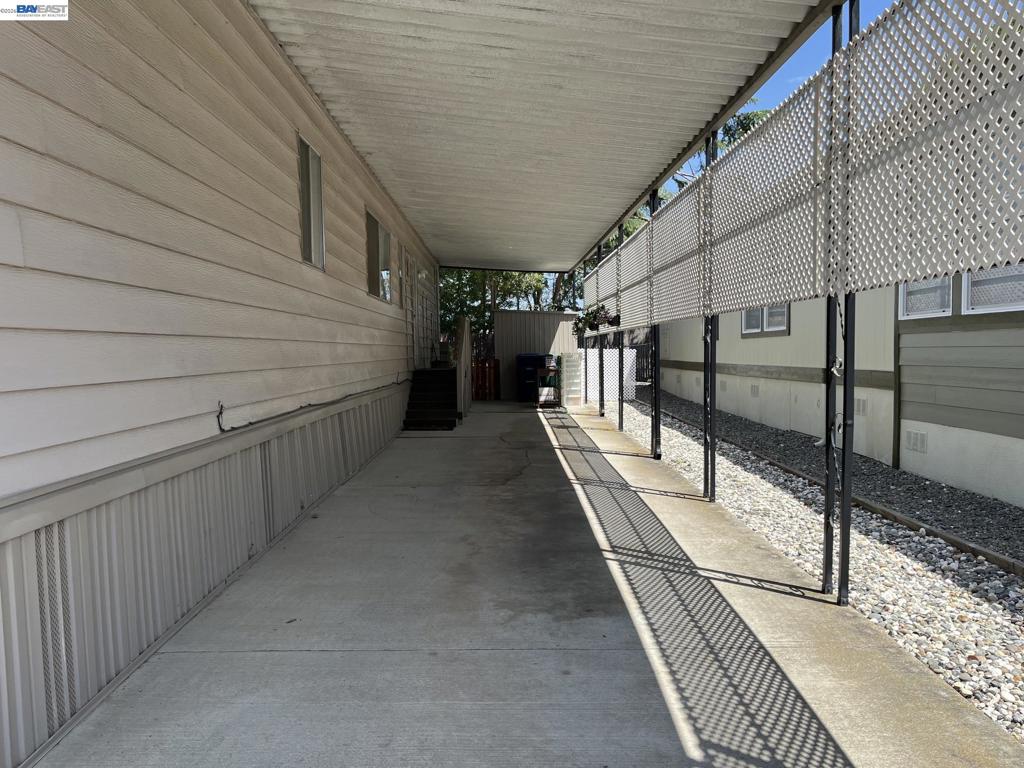 1285 Sussex Way Property Photo 41