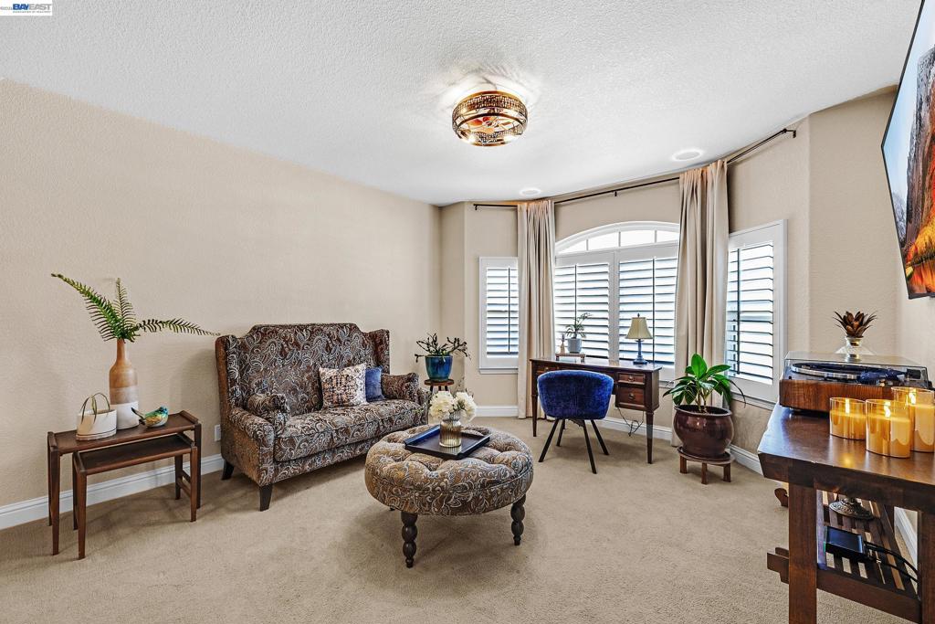 34515 Bentley Ct Property Photo 6