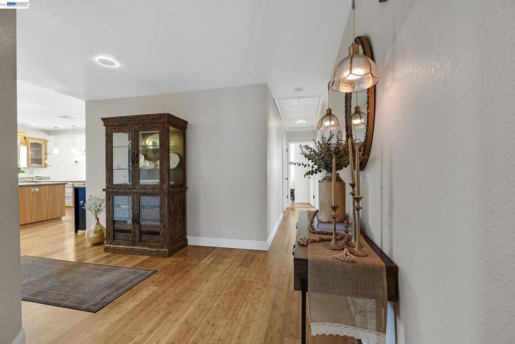 34515 Bentley Ct Property Photo 11