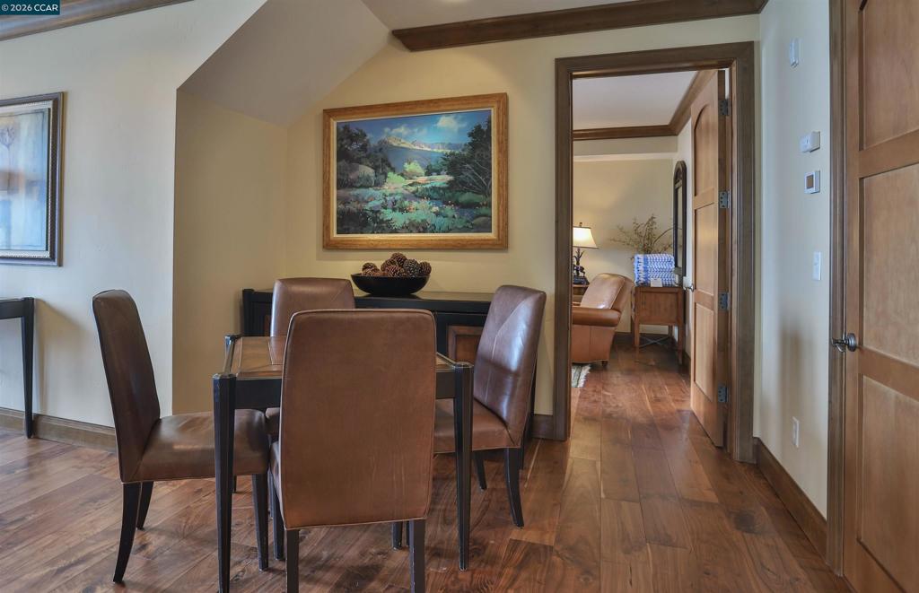6750 North Lake Blvd 2e Property Photo 10