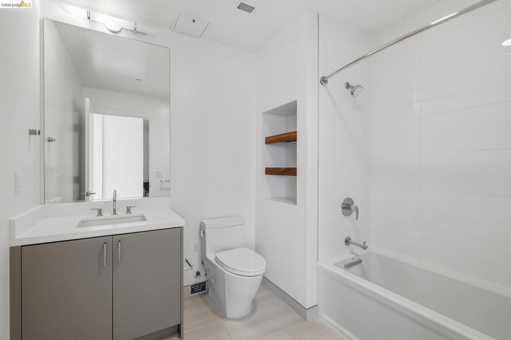588 Minna St 603 Property Photo 33