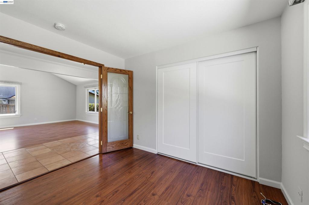 47108 Yucatan Dr Property Photo 6