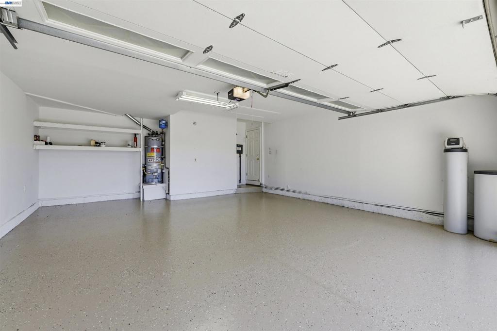 47108 Yucatan Dr Property Photo 41