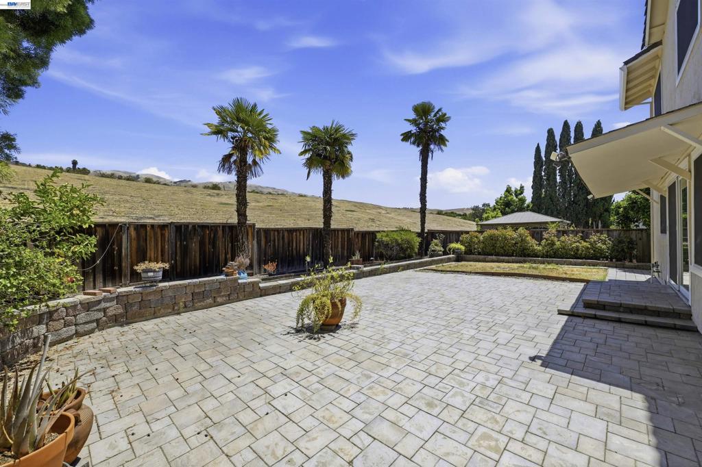 47108 Yucatan Dr Property Photo 43