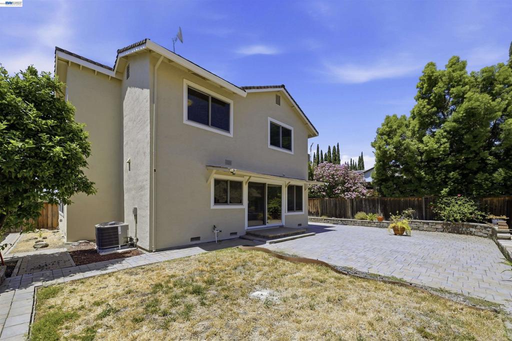 47108 Yucatan Dr Property Photo 47