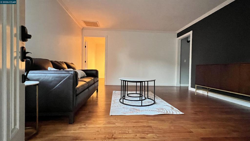 2573 Decca Lane Property Photo 4
