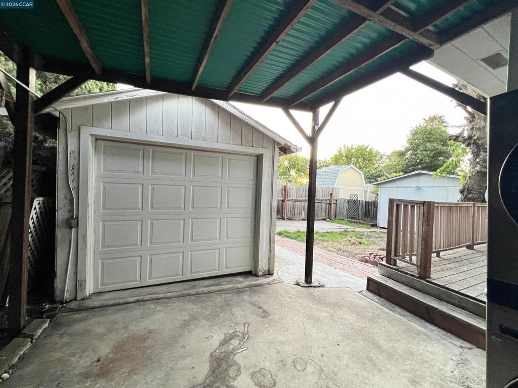 2573 Decca Lane Property Photo 24