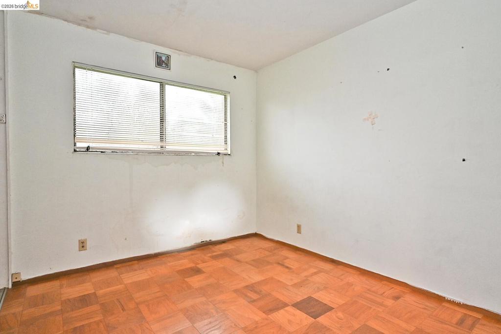 854 Finch Way Property Photo 20