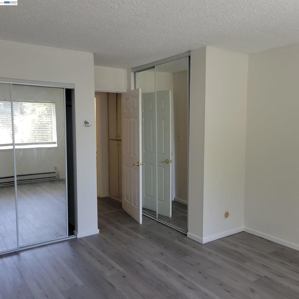 1321 Webster St Property Photo 8