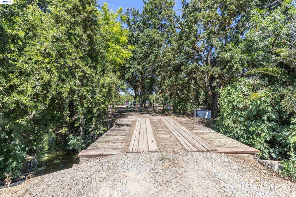 3515 Kellogg Creek Rd Property Photo 1