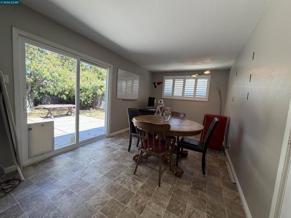 930 Sassel Avenue Property Photo 6