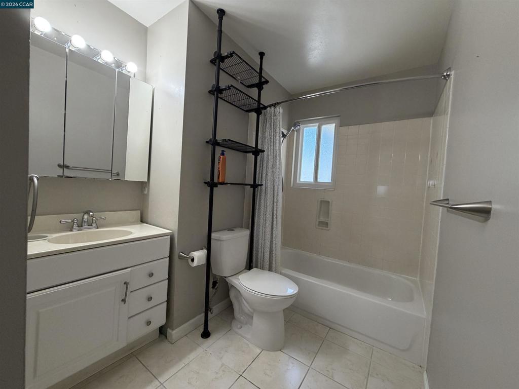 930 Sassel Avenue Property Photo 7