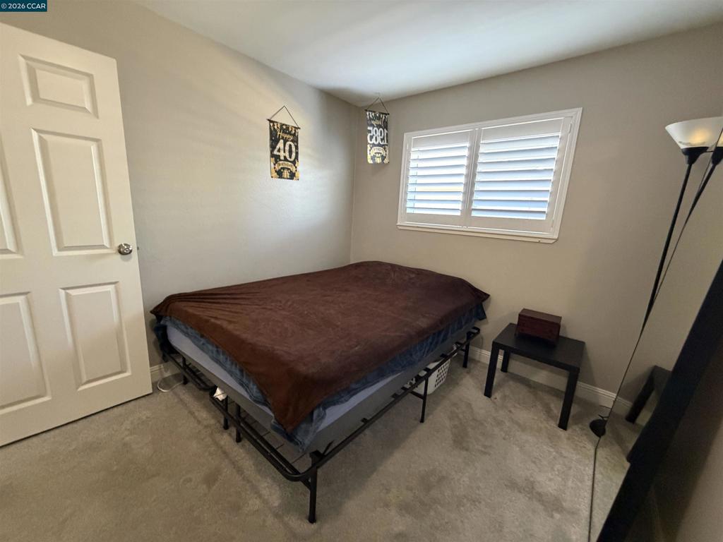 930 Sassel Avenue Property Photo 8