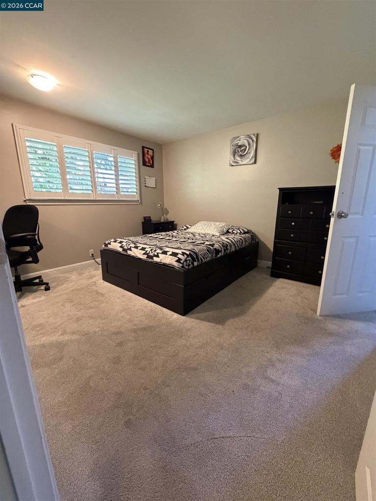 930 Sassel Avenue Property Photo 12