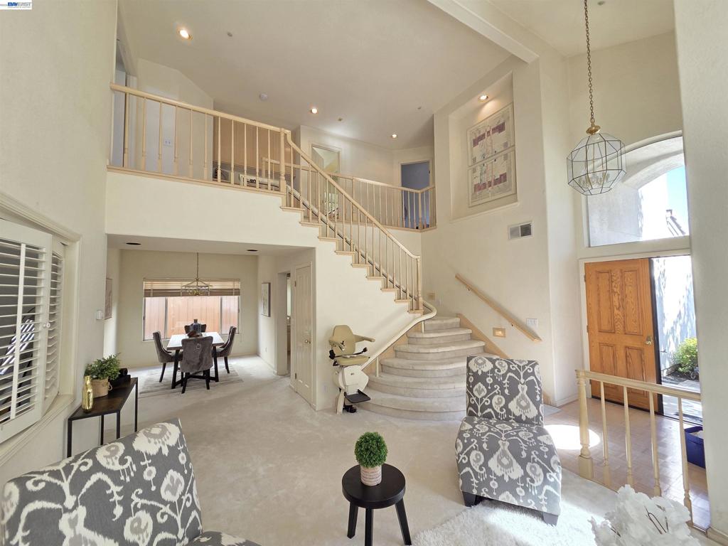 30330 Meridien Cir Property Photo 4