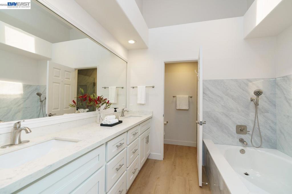 8591 Via Mallorca F Property Photo 31