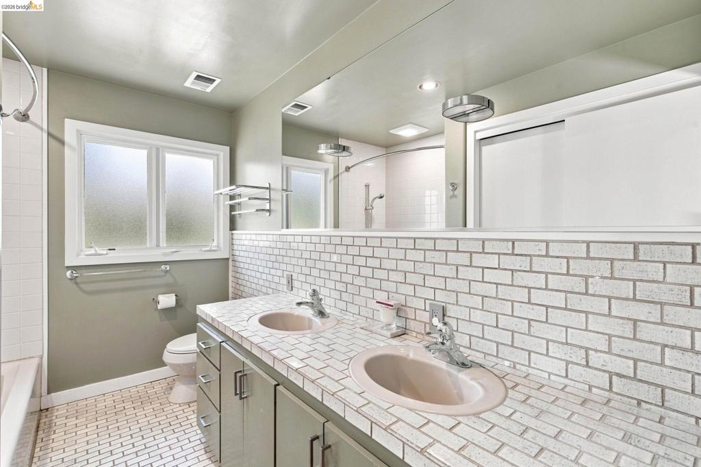 26 Dudley Ct Property Photo 25