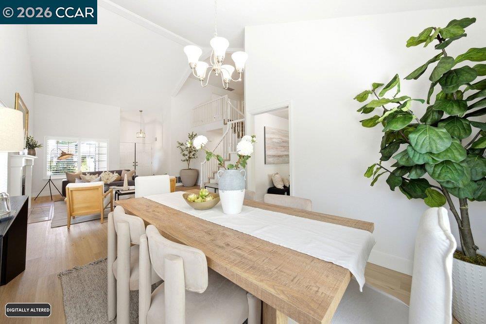 40 Saint Tropez Ct Property Photo 16