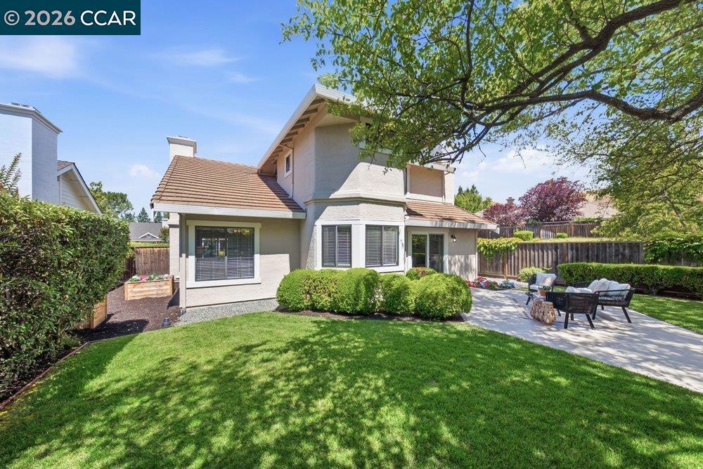 40 Saint Tropez Ct Property Photo 49