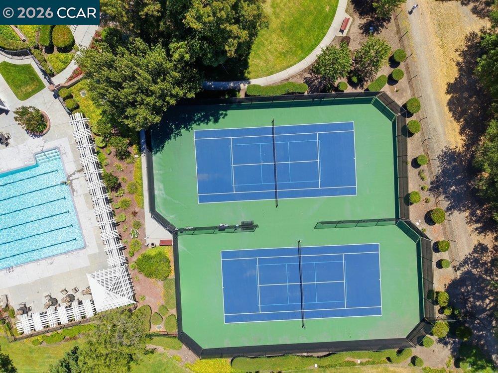 40 Saint Tropez Ct Property Photo 60