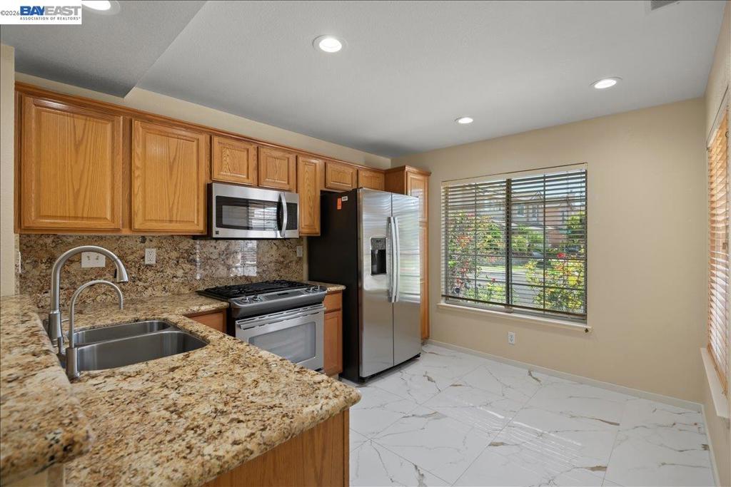 38806 Litchfield Cir Property Photo 9