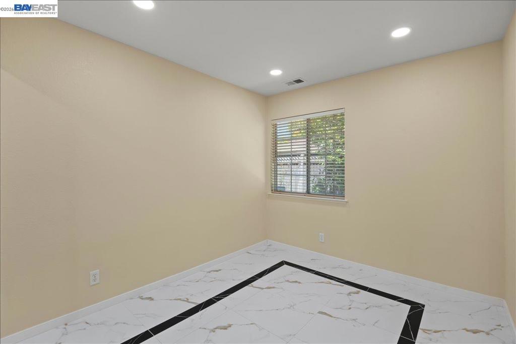 38806 Litchfield Cir Property Photo 18