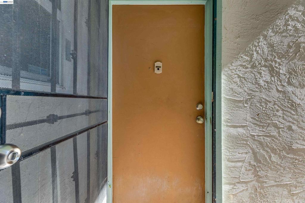 423 Gregory Street 40 Property Photo 5