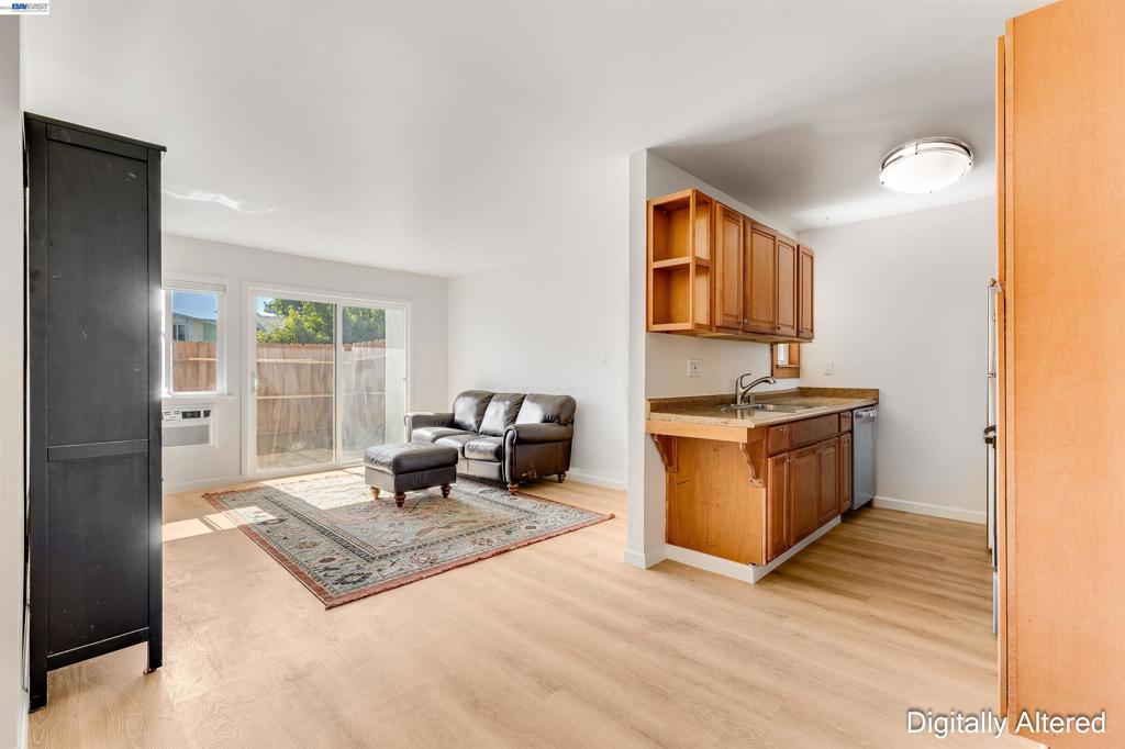 423 Gregory Street 40 Property Photo 12