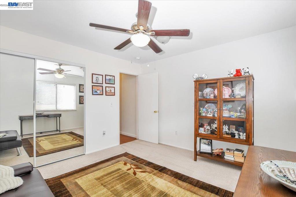 2280 Renwick Ln Property Photo 17