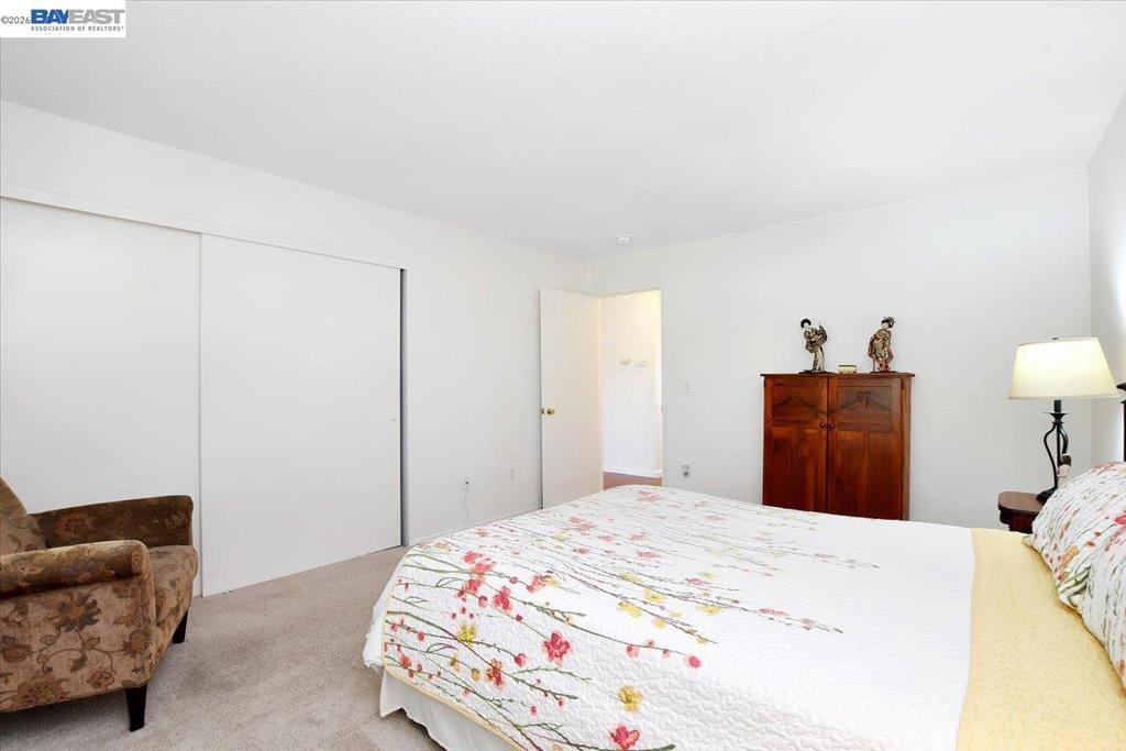 2280 Renwick Ln Property Photo 20