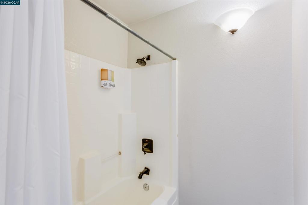 19112 Dyer Ct Property Photo 14
