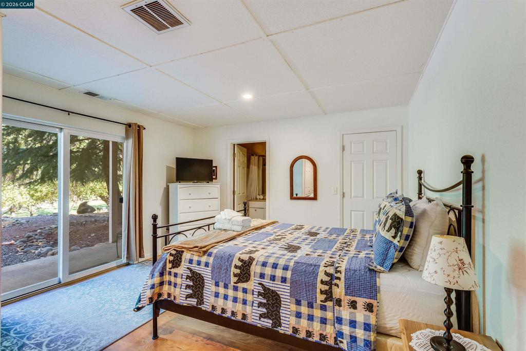 19112 Dyer Ct Property Photo 25