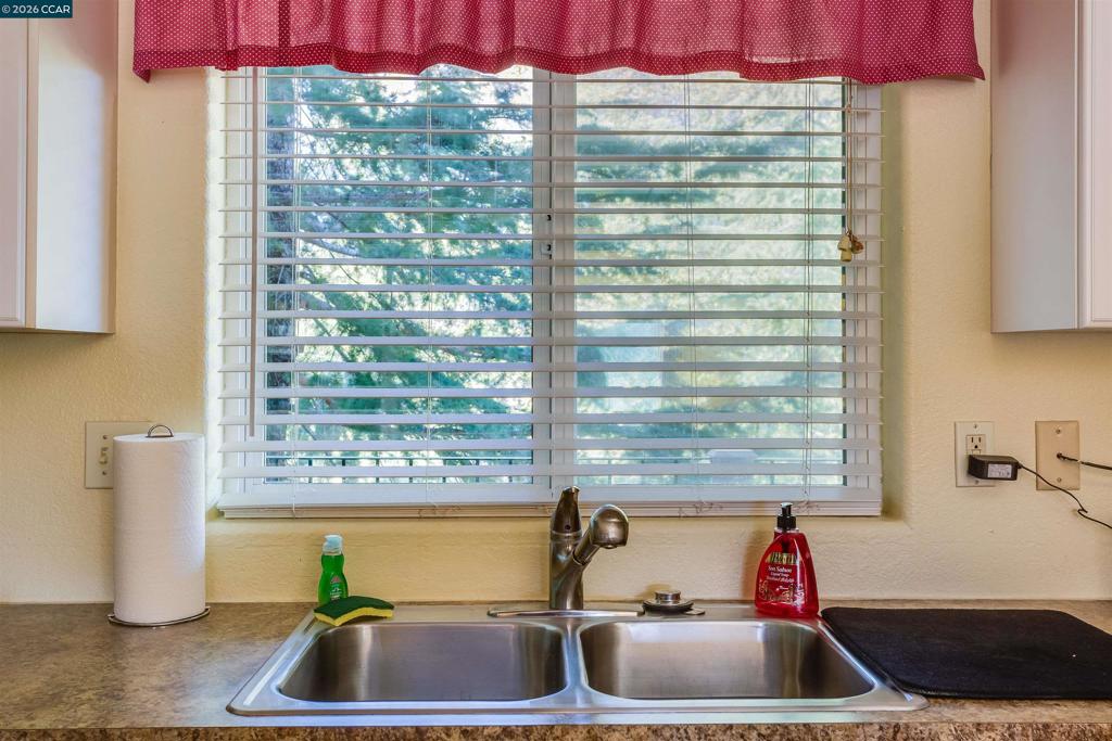 19112 Dyer Ct Property Photo 47
