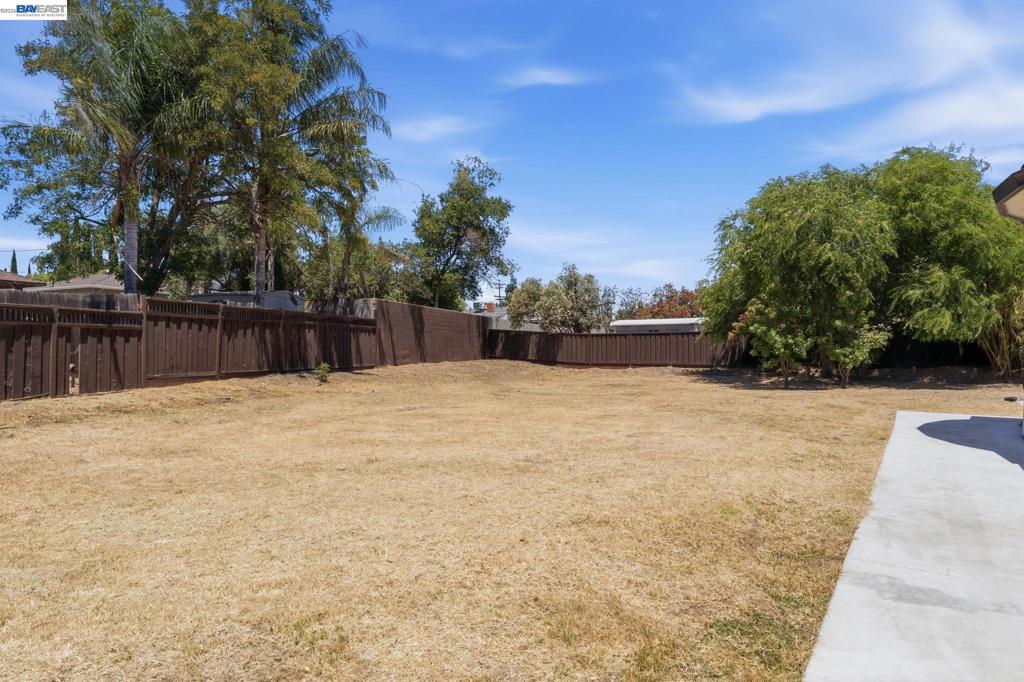 3370 Gardella Plz Property Photo 41