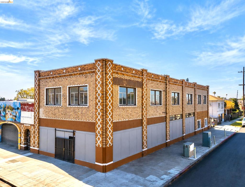 8801 International Blvd Property Photo 1