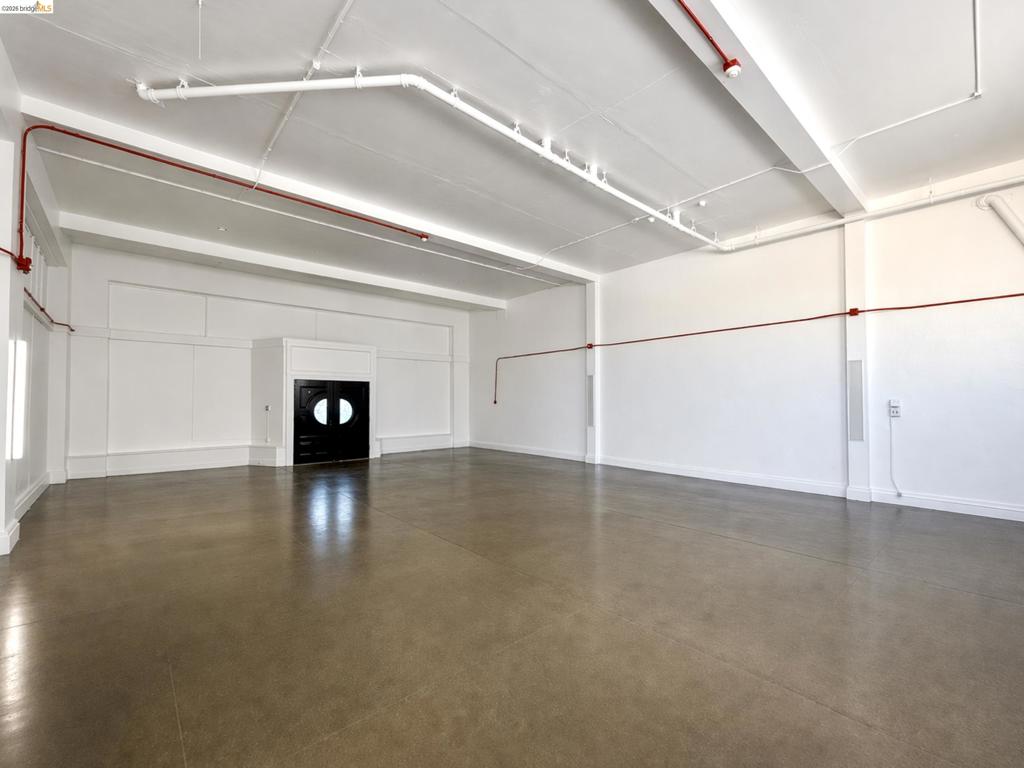 8801 International Blvd Property Photo 12