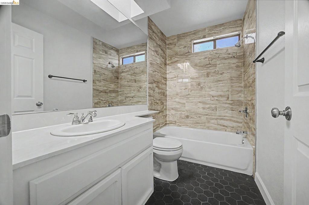 38 Nightingale Ct Property Photo 43