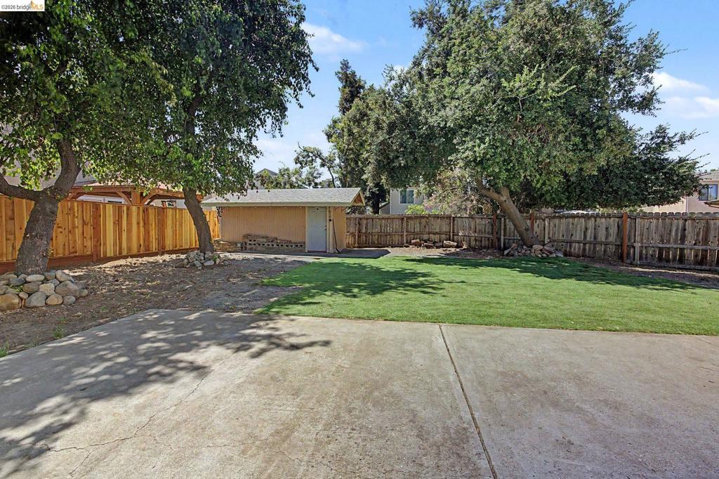 38 Nightingale Ct Property Photo 59