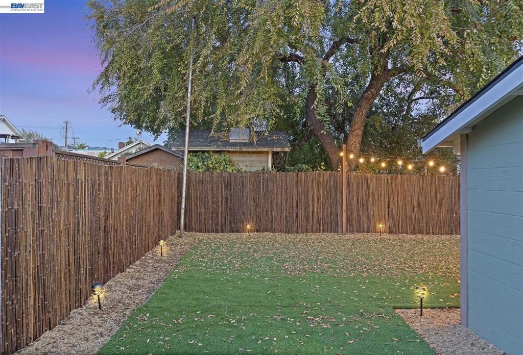 968 62nd St Property Photo 37
