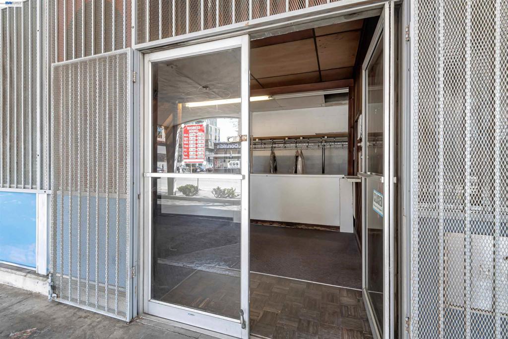 190 14th Street Property Photo 6