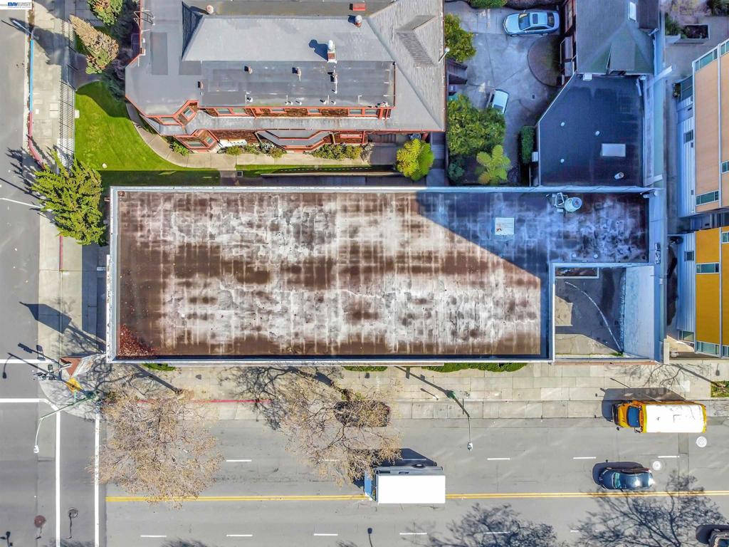 190 14th Street Property Photo 13