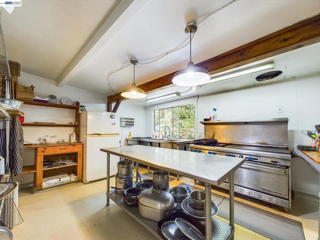 2089 St Highway 101 Property Photo 15
