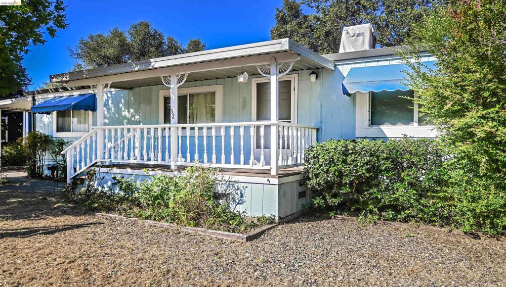 18330 Wards Ferry Rd Property Photo 1
