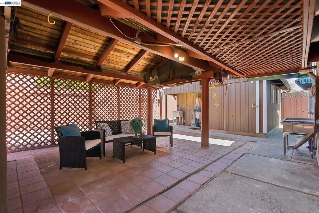 6440 Lotus Ct Property Photo 33