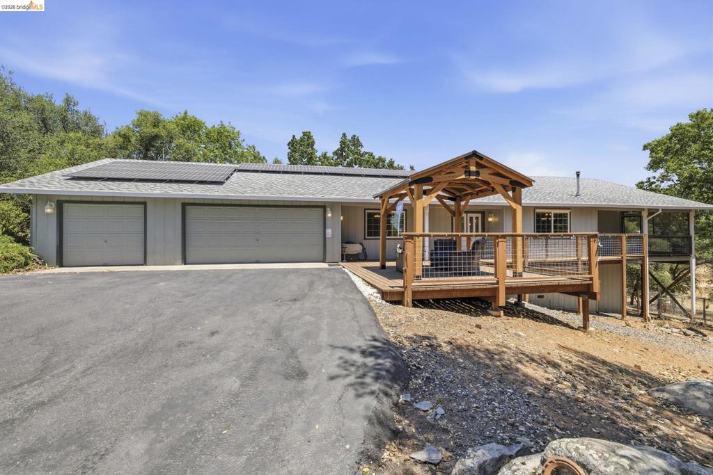 18223 Hershey Rd Property Photo 1